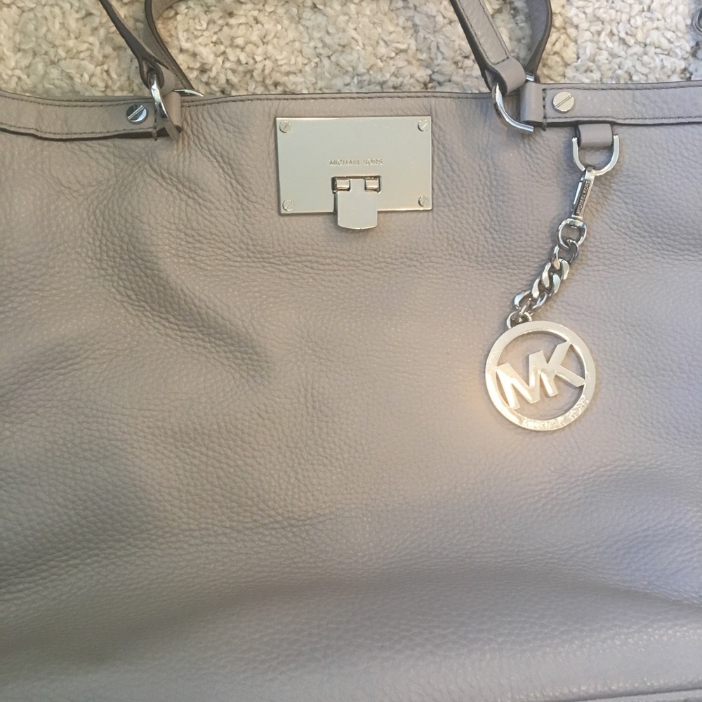 Michael Kors Grey Leather Handbag Crossbody